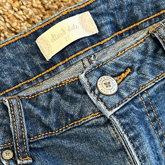 Alter’d State Distressed Jeans size 27 - Picture 3 of 5